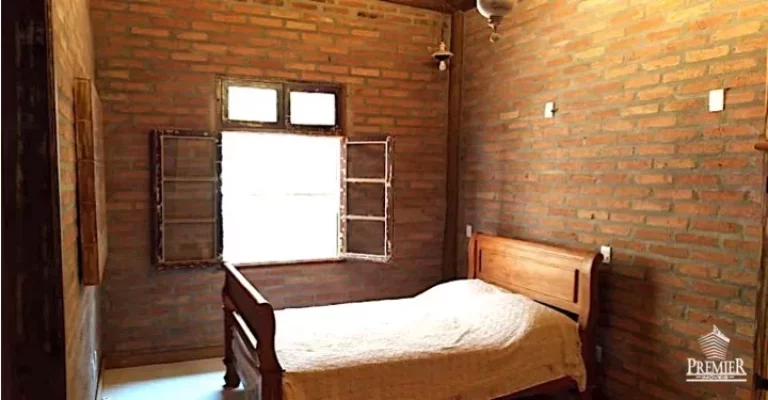 Imagem BÉLISSIMA CHÁCARA A VENDA COM ACABAMENTO RÚSTICO NO MEDEIROS DE ITUPEVA