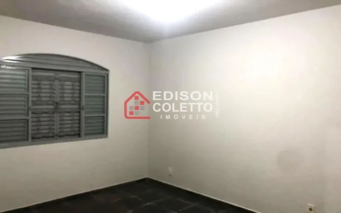 Imagem Pronto para Morar - Casa Térrea à Venda no Bairro Santa Rosa, Piracicaba!!
