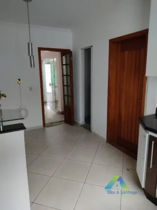 Imagem Lindo sobrado 3 suites, 4 vagas, espaço Gourmet localização privilegiada com excelente valor !