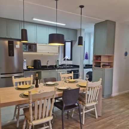 Imagem Apartamento reformado em Guarujá-SP, Jardim Astúrias: 2 quartos, 1 suíte, 2 salas, 2 banheiros, 1 vaga de garagem, 62,25 m²