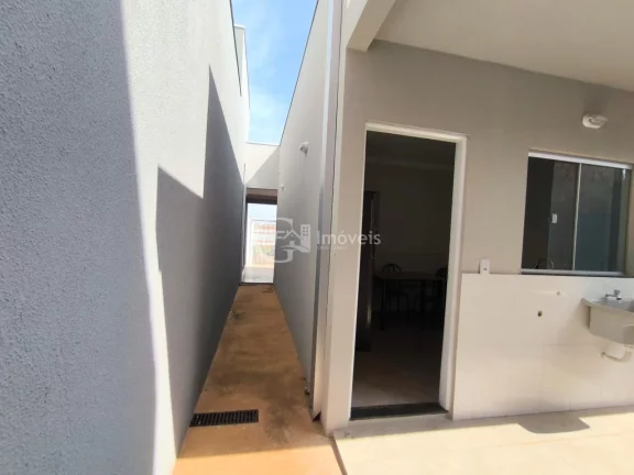 Imagem Imperdível Casa à Venda na Moreninha, Campo Grande-MS: 2 quartos, suíte, sala, 2 banheiros, garagem, 76m².
