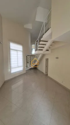 Imagem Casa Sobrado, 3 dormitórios(1 suite), Resid. Floradas da Serra, SJC