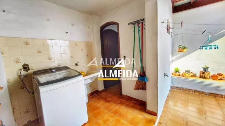 Imagem Casa com 4 dormitórios à venda, 213 m² por R$ 650.000,00 - Cidade Nova - Rio Claro/SP