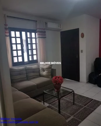 Imagem Casa à Venda com 05 Dormitórios sendo 01 Suíte, com Churrasqueira a Carvão, com Ampla Varanda, localizada no Centro em Balneário Camboriú.