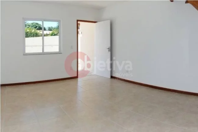 Imagem Casa com 2 dormitórios à venda, 91 m² por R$ 400.000,00 - Ogiva - Cabo Frio/RJ