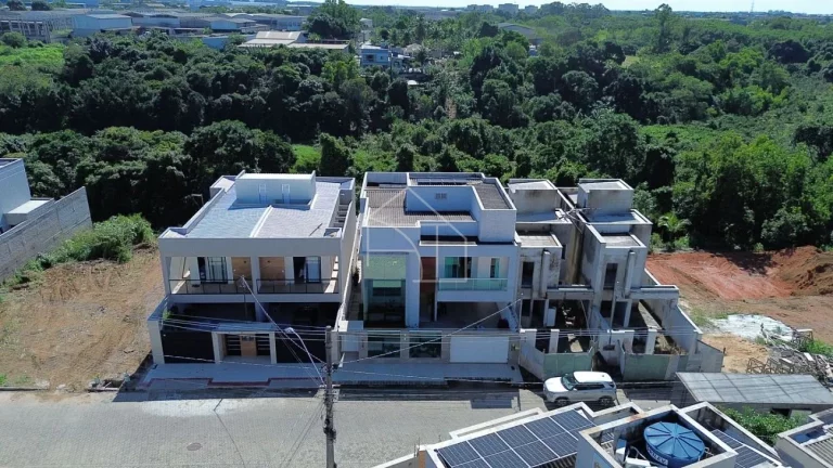 Imagem Casa Duplex Alto Padrão em Morada de Laranjeiras – Serra/ES
