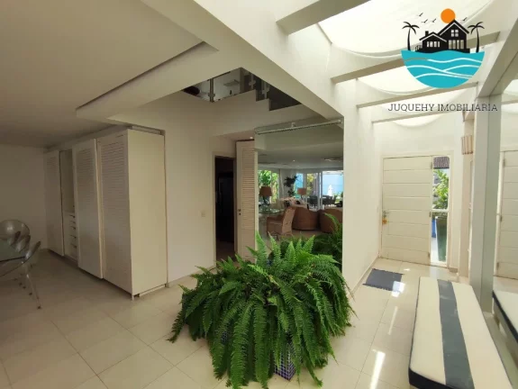 Imagem Casa Pé na Areia a venda em Juquehy, Aluguel de Temporada e Anual, max 12 pessoas, 5 Suítes, 400 m² de área construída | Juquehy Imobiliária