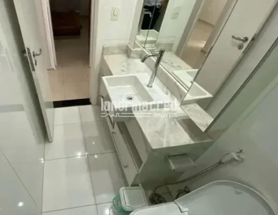 Imagem Espaço e Conforto no Ed. Paraty: Apartamento com 3 Dormitórios (1 Suíte), 2 Banheiros e 1 Vaga, Área Útil de 77m² - Ideal para Sua Família!