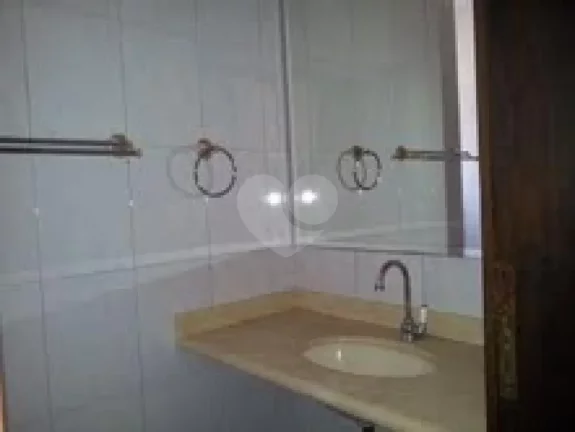 Imagem Sobrado à venda com 3 quartos, sendo 1 suíte, em Morumbi, São Paulo - SP