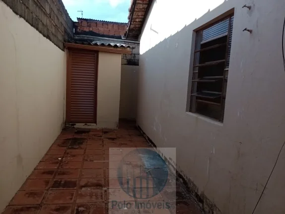 Imagem Casa bairro Presidente Dutra R$ 199.000 com 3 dormitórios, garagem 3 veículos, escritório em Ribeirão Preto - SP