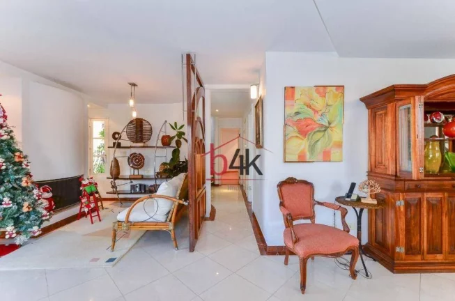 Imagem Cobertura com 393 m² à venda, 3 dormitórios e 3 vagas no Campo Belo