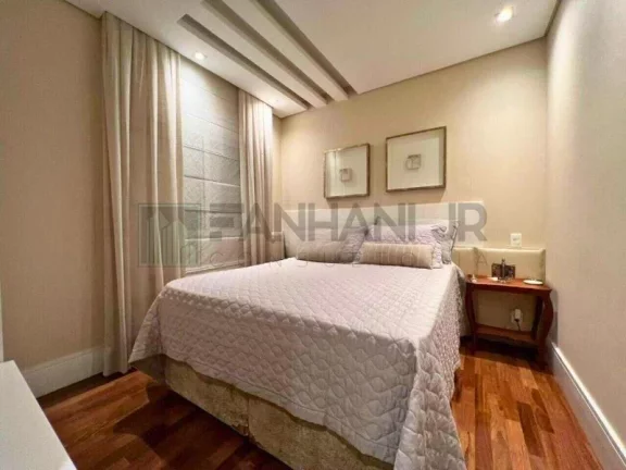 Imagem Excelente oportunidade! Imóvel amplo à venda no coração do Itaim Bibi, em São Paulo. Com 3 quartos, sendo 3 suítes, e 3 banheiros no total, este imó