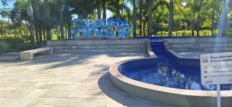 Imagem Casa à Venda em Tude Bastos, Praia Grande - SP