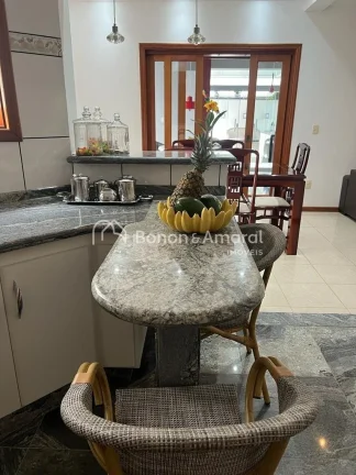 Imagem Casa com 4 Quartos à venda em Valinhos - SP.

Localizado no Condomínio Terras do Oriente a casa co...