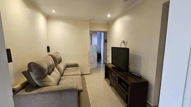 Imagem Apartamento com 131m² mobiliado à venda em Moema.