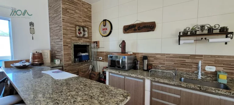 Imagem Casa com 3 quartos sendo uma suíte em Itapoá - Perto da Praia