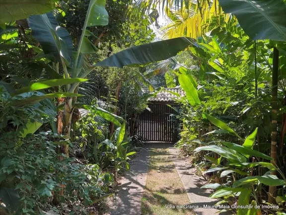 Imagem Granja Viana II - Espaçosa e iluminada, rodeada por um jardim agroflorestal