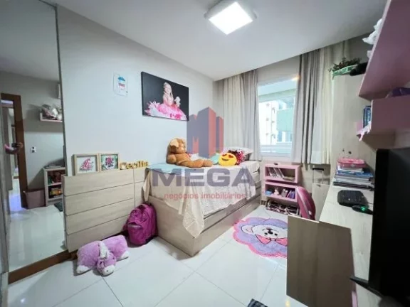 Imagem 04 Quartos sendo 02 suítes e 3 vagas de garagem Prédio Frente Mar
