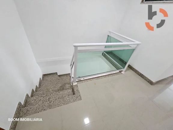 Imagem Casa com 5 dormitórios à venda, 218 m² por R$ 750.000,00 - Califórnia - Nova Iguaçu/RJ