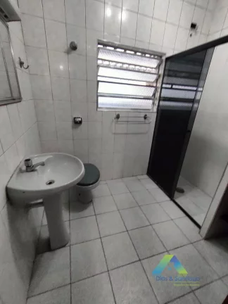Imagem Sobrado com 3 dormitórios e 2 vagas à três quadras do Metrô Sacomã!!