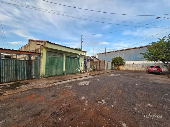 Imagem Casa a Venda no bairro Jardim Aeroporto - Ribeirão Preto, SP