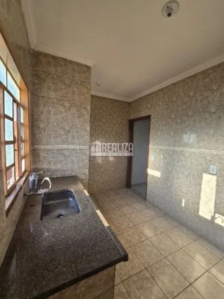 Imagem Apartamento à venda no bairro Serra do Sol, em Uberaba - 2 quartos e garagem