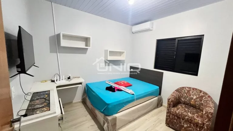 Imagem Casa com piscína Suíte + 2 Quartos - Cadorim