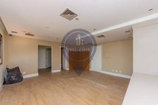 Imagem Conjunto Comercial de Alto Padrão na Consolação, São Paulo-SP: 2 Salas, 2 Banheiros, 2 Vagas, 56m². Venha Conferir!