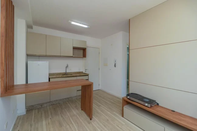 Imagem Apartamento de 1 quarto no bairro Juvevê