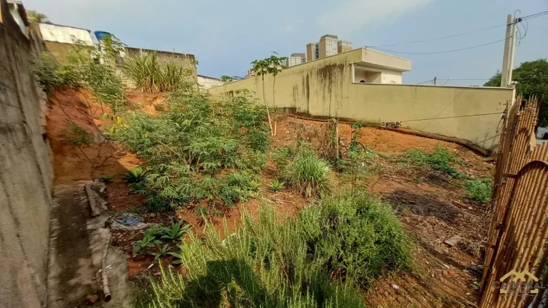 Imagem Terreno à Venda com 300m² - Jardim do Lago - Jundiaí/SP