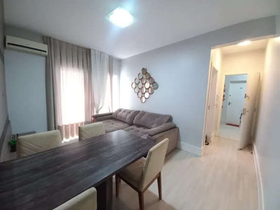 Imagem Locação Anual com 02 Dormitórios Mobiliado Localizado no Centro de Balneário Camboriú - SC