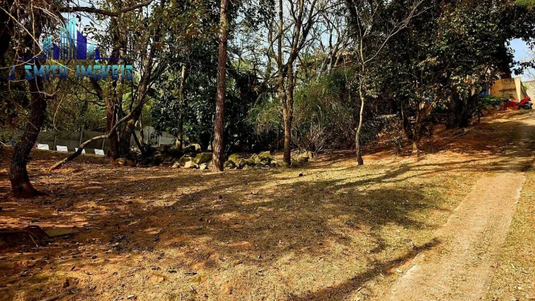 Imagem Casa de campo, rústica, um verdadeiro refúgio de harmonia e luz. 3 Suítes.