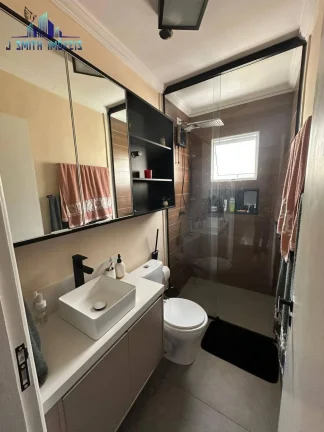 Imagem LINDA CASA, 2 DORMS, 1 VAGA, IMPECÁVEL!! CONDOMÍNIO FECHADO EM COTIA.
