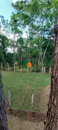 Imagem Chácara para Venda em São Roque, Recanto Flora, 2 dormitórios, 1 banheiro, 2 vagas