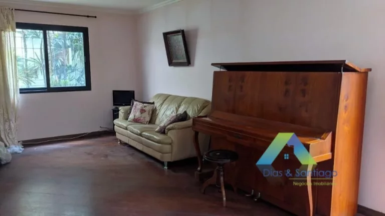 Imagem OPORTUNIDADE DE MORAR EM INDIANAPOLIS EXCELENTE CASA 4 DORMITORIOS, 2 VAGAS ESPAÇO GOURMET OTIMO VALOR !