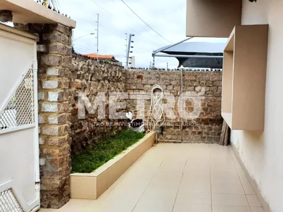 Imagem Casa à venda no Bairro São José com 3 quartos, sendo 2 suítes, PETROLINA - PE