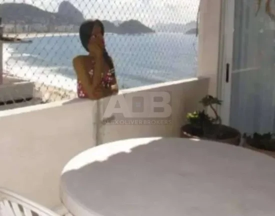Imagem Apartamento à venda em Copacabana, original 3quartos, 1vg, 188m2, Atlântica