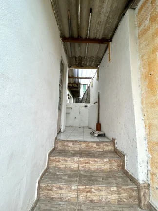 Imagem Sobrado com 1 quarto para alugar no Mutuá