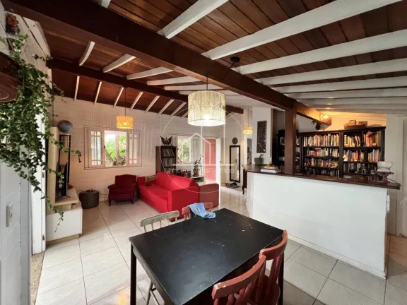 Imagem Casa para Venda em Florianópolis / SC no bairro São João do Rio Vermelho