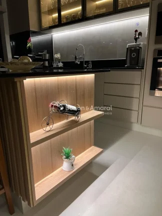 Imagem Esta casa é a expressão do luxo e do conforto, com uma série de características que a tornam ver...