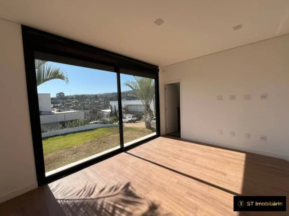 Imagem Casa à Venda em Atibaia c/ 3 Suítes - Condomínio Fechado Recanto Tranquilo!