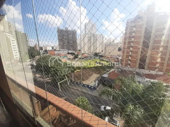 Imagem MORE NUM AMPLO APARTAMENTO DE 208m² !!!

Sala ampla para 3 ambientes, sala de almoço e sala de jan...
