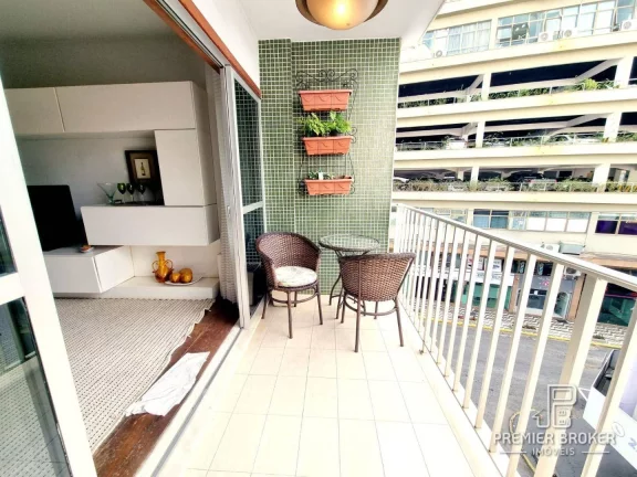 Imagem Apartamento à venda, 147 m² por R$ 650.000,00 - Várzea - Teresópolis/RJ