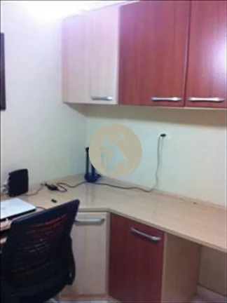 Imagem LINDO, SUPER BEM CONSERVADO. ARMÁRIOS PLANEJADOS NOS 2 QUARTOS, ESCRITÓRIO E COZINHA. AR CONDICION...