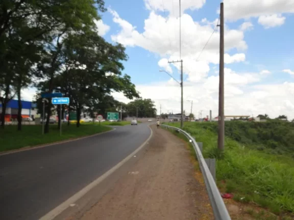 Imagem Ótimo investimento Área fica no início da Rodoviária Cornélio Pires, quase na Rotatória do cru...