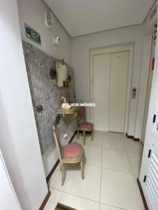 Imagem Apartamento com 3 Dormitórios no centro de Balneário Camboriú