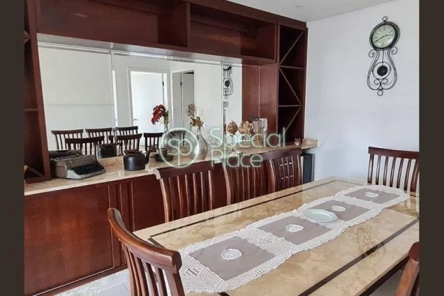 Imagem Apartamento muito bem localizado, próximo à Berrini. Condomínio com lazer completo. Hall privativ...