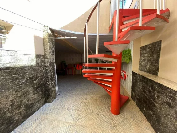 Imagem Sobrado à venda 4 Quartos, 1 Suite, 2 Vagas, 310M², Olímpico, São Caetano do Sul - SP