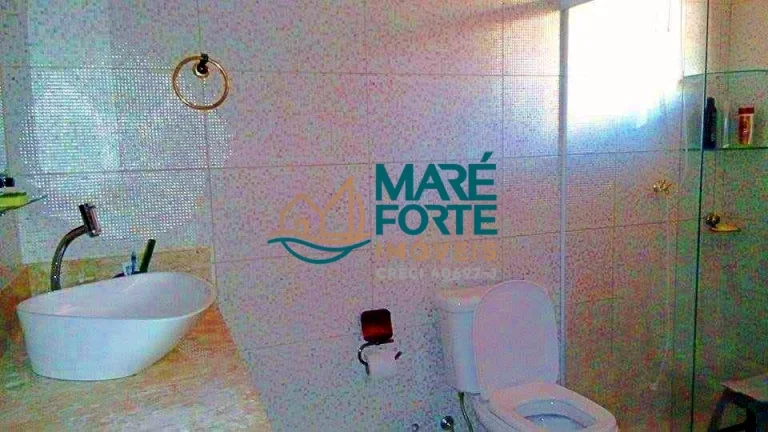 Imagem CASA COM 03 DORMITORIOS E CLOSET