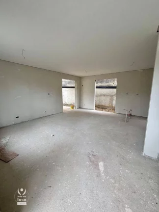 Imagem Estuda Permuta - Sobrado Triplex em Condomínio Fechado - 3 quartos, suíte, terraço gourmet e 3 vagas à venda no Jardim Social